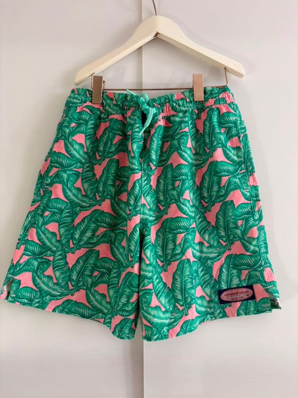 Vineyard Vines Boys Swim Trunks | size 8-10 years